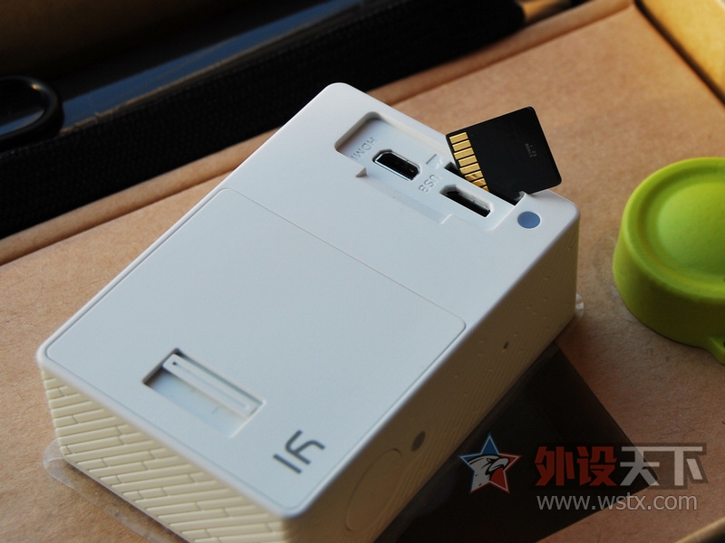 ��ʿ��32GB Class10 UHS-I U3���ٴ洢����д����