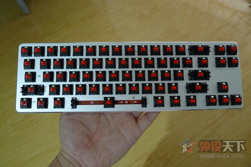 [�ϲ�] ħ��68 ԭ��ӣ�Һ��� ��ɫ�׹�