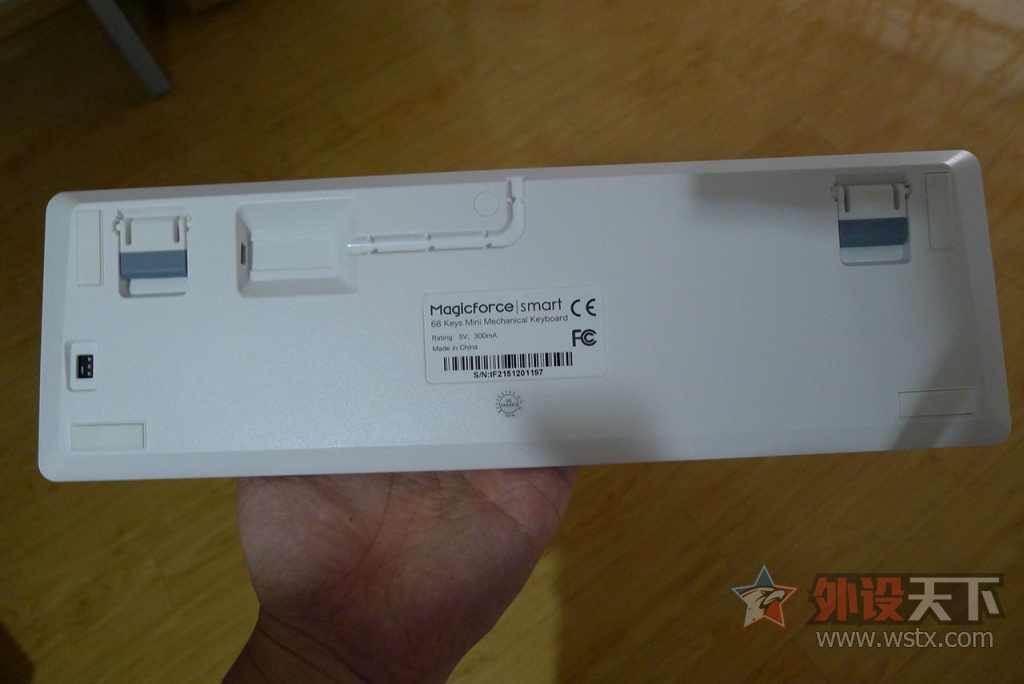 [�ϲ�] ħ��68 ԭ��ӣ�Һ��� ��ɫ�׹�