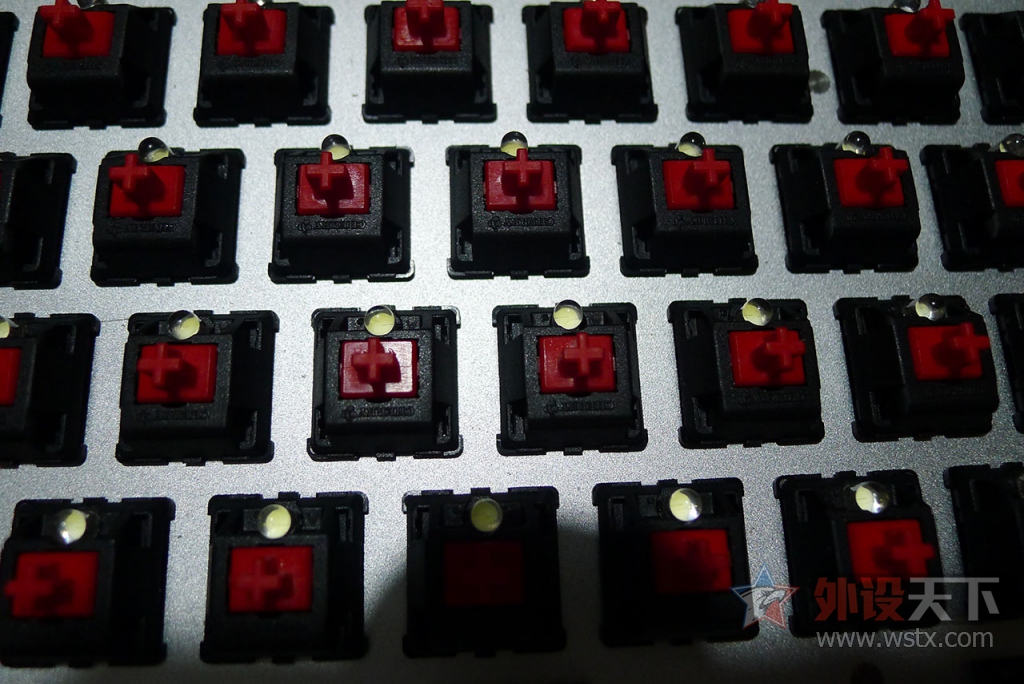 [�ϲ�] ħ��68 ԭ��ӣ�Һ��� ��ɫ�׹�