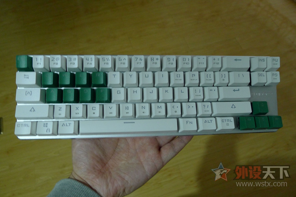 [�ϲ�] ħ��68 ԭ��ӣ�Һ��� ��ɫ�׹�