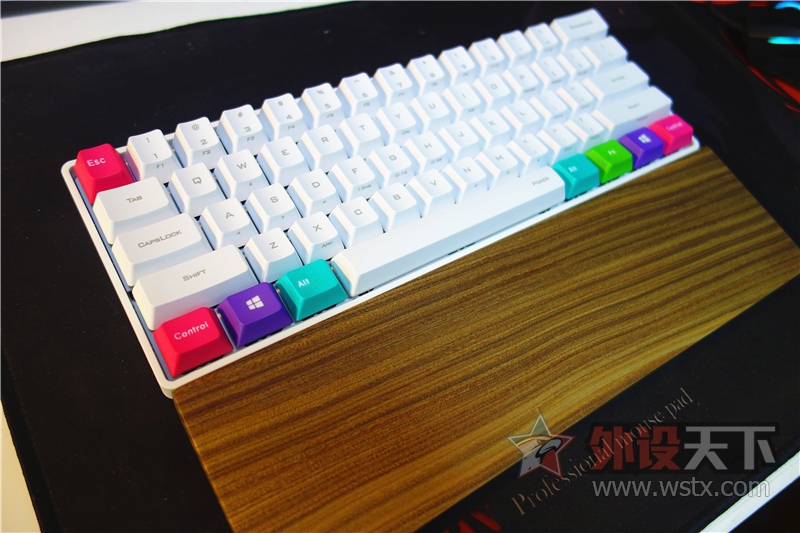 ��ӴӴ�ơ��Ƴ³���--POKER�������棩 PRO ����