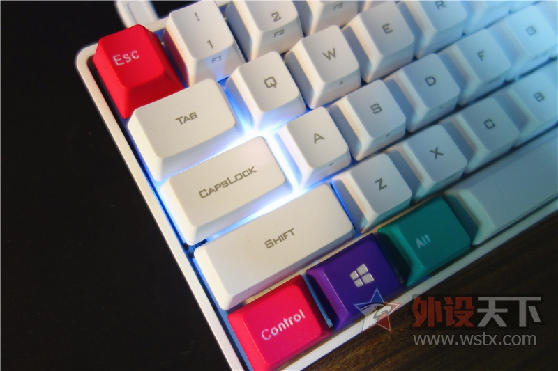 ��ӴӴ�ơ��Ƴ³���--POKER�������棩 PRO ����