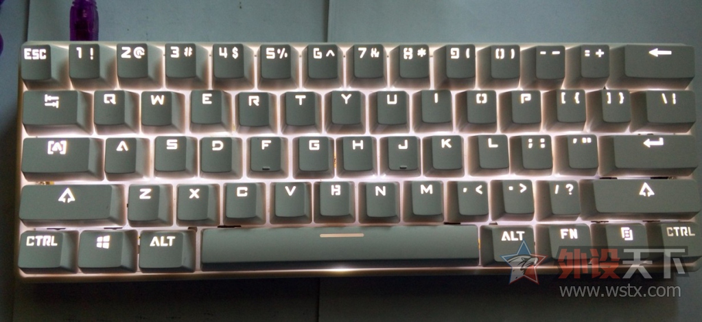 ���ϲ���gh60 satan ��ɫ����g�� ����