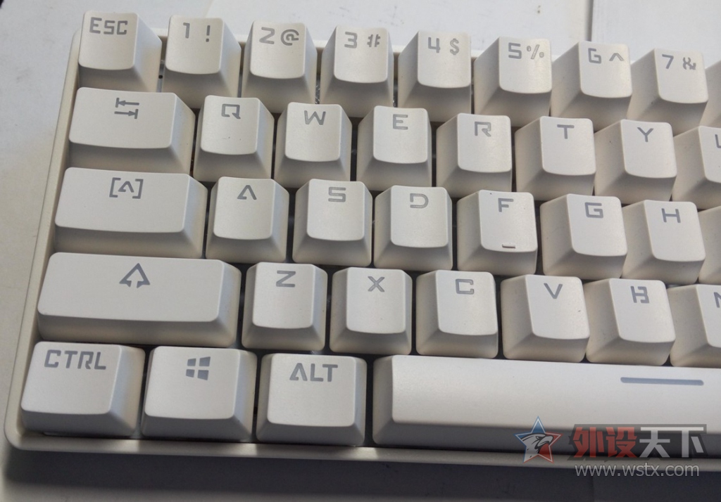 ���ϲ���gh60 satan ��ɫ����g�� ����