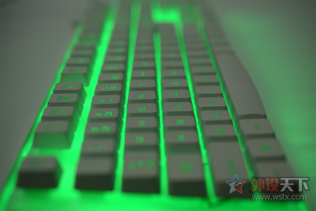 ֵE-3LUE K725Ĥ