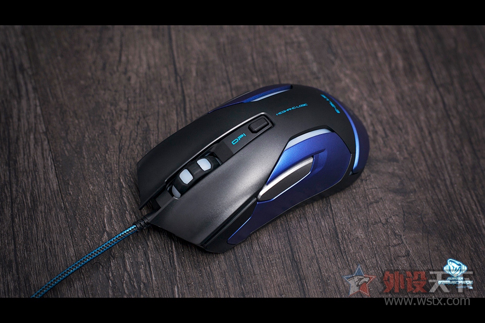 ���Ц����ԡ� E-3LUE M668������� [