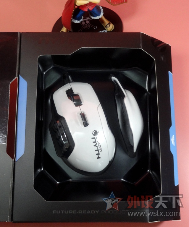 �������е�һ�Ρ������ֿ�DIYģ�黯���Roccat NYTH����+С��
