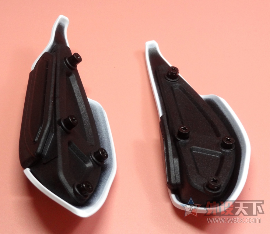 �������е�һ�Ρ������ֿ�DIYģ�黯���Roccat NYTH����+С��