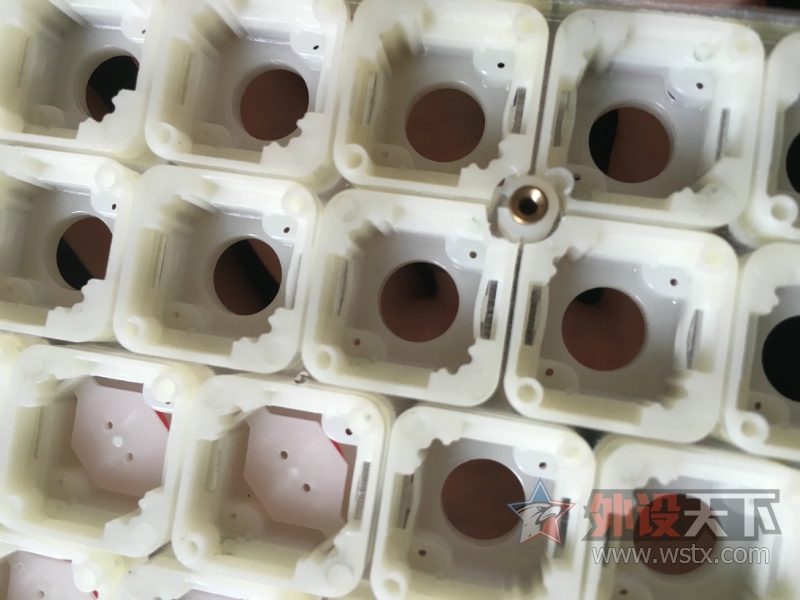 A�󾲵��ݿ�����