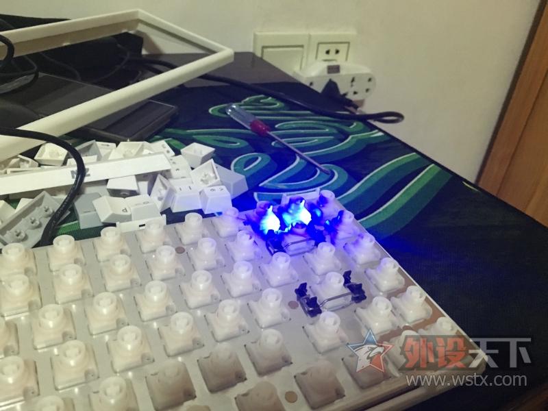 A�󾲵��ݿ�����