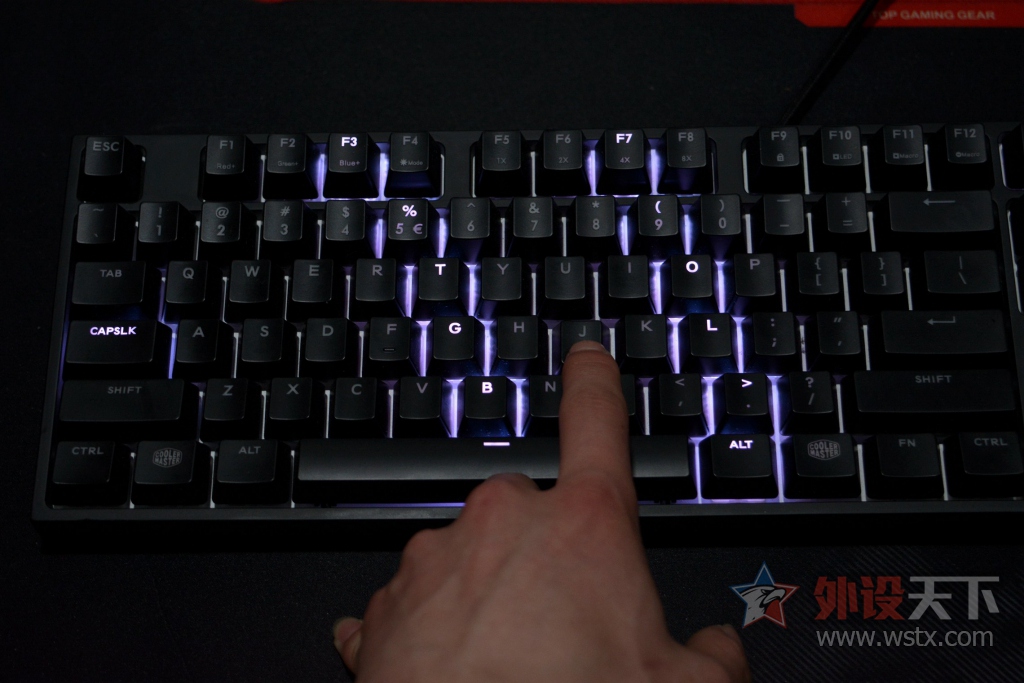 RGB�����顪����������MasterKeys  Pro L�������