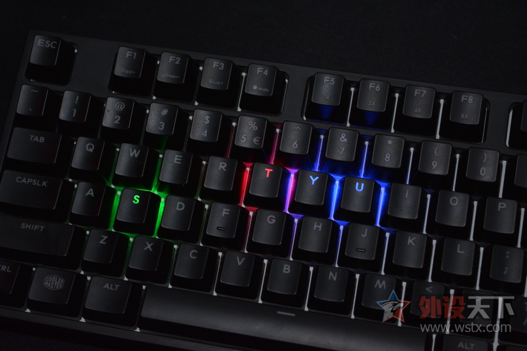 RGB�����顪����������MasterKeys  Pro L�������