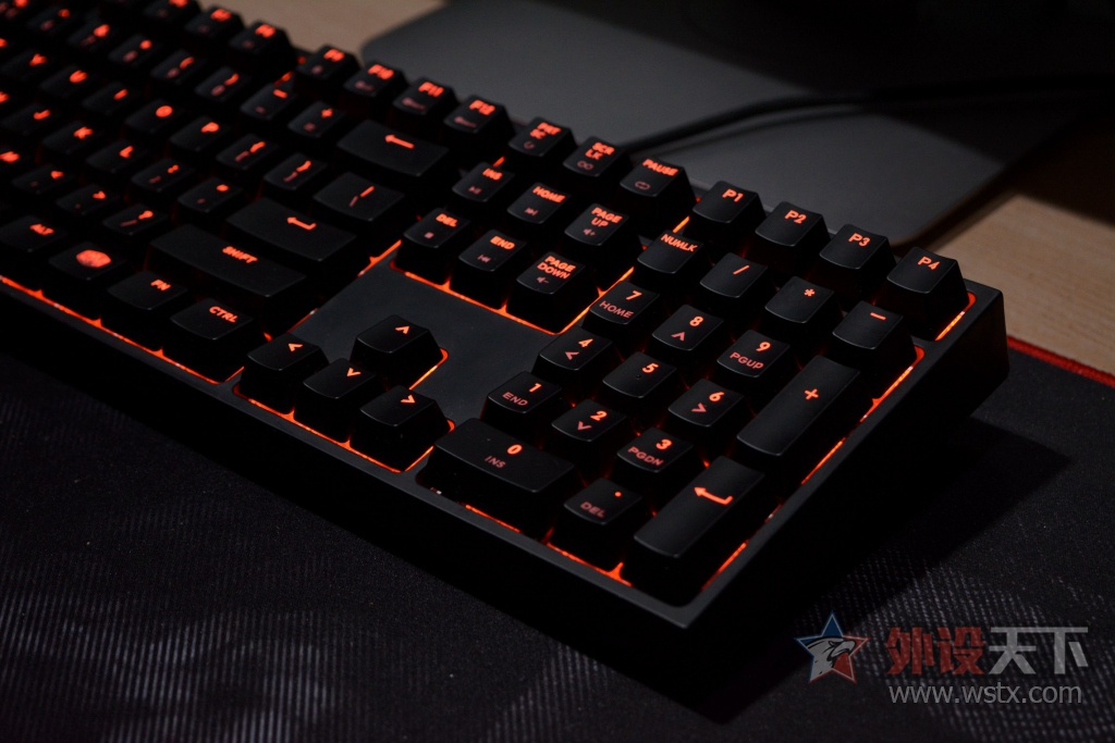 RGB�����顪����������MasterKeys  Pro L�������