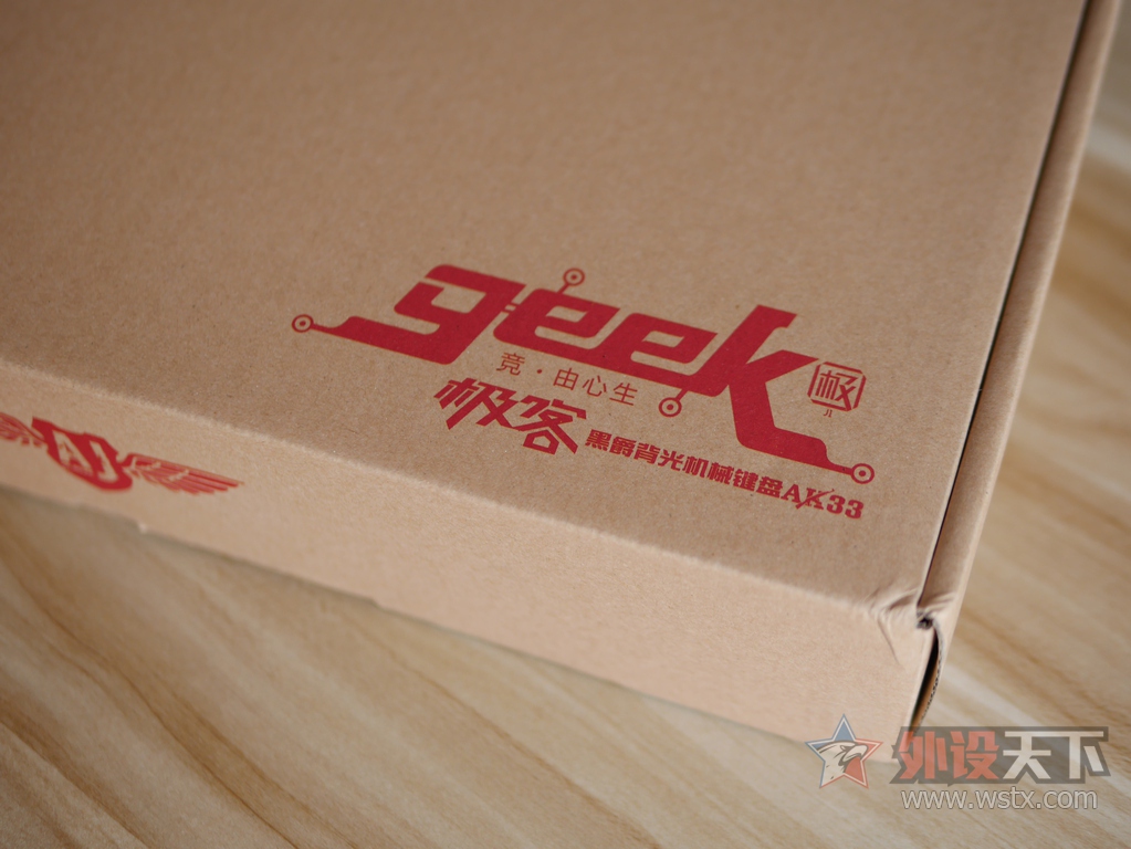 �ھ���Ajazz������AK33 RGB����ᱳ���е���̿������顾������ģʽ��Ƶ��