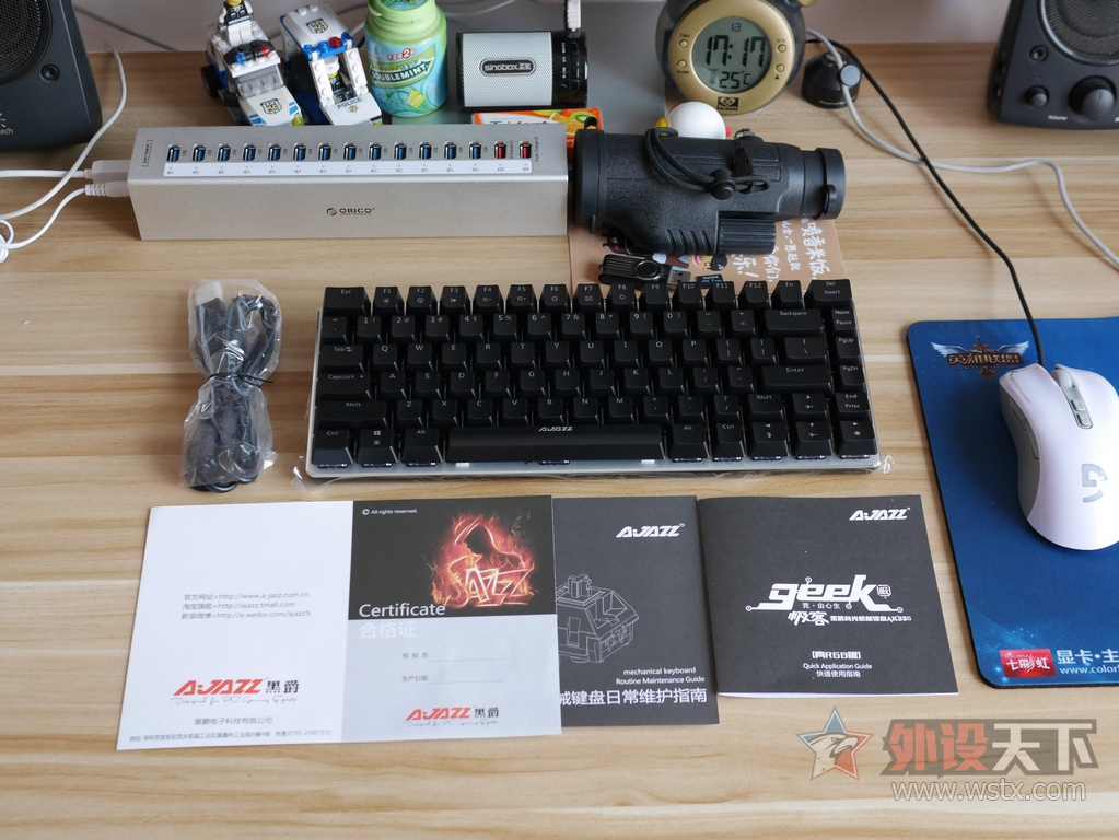 �ھ���Ajazz������AK33 RGB����ᱳ���е���̿������顾������ģʽ��Ƶ��