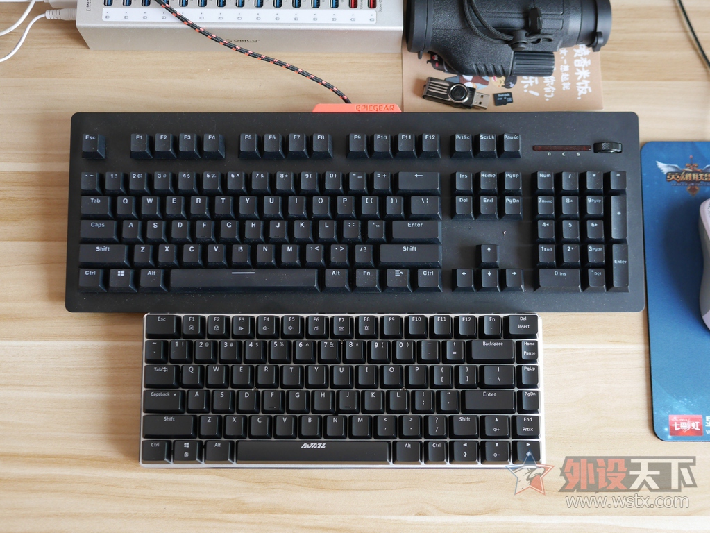 �ھ���Ajazz������AK33 RGB����ᱳ���е���̿������顾������ģʽ��Ƶ��