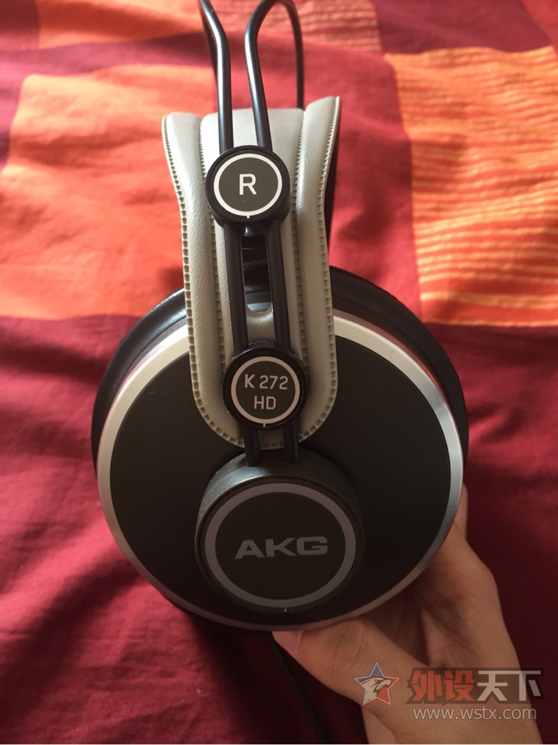 AKG K272hd