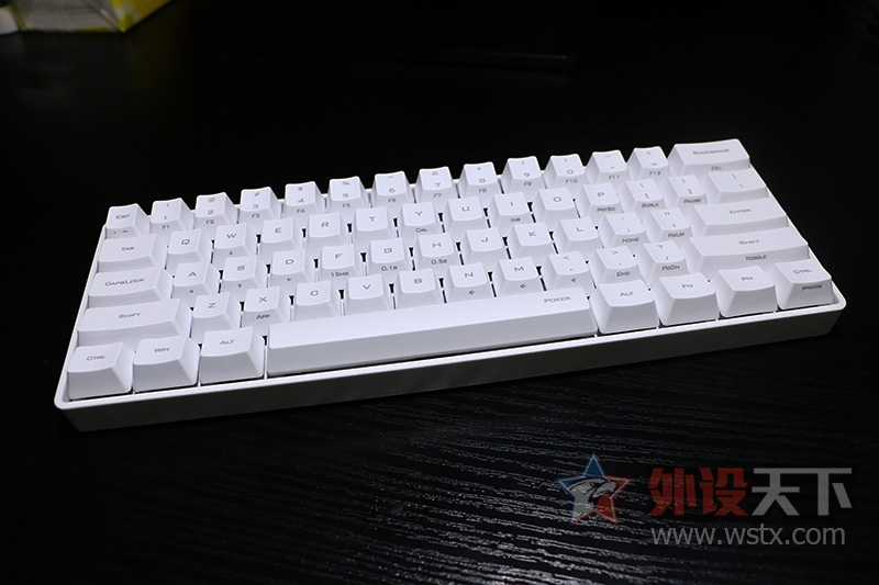 ����ѡ���Ͷ��ˣ�IKBC POKER������ PKX-6100�������