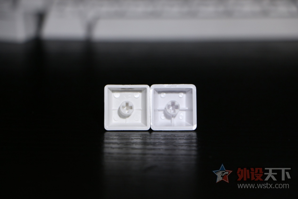 ����ѡ���Ͷ��ˣ�IKBC POKER������ PKX-6100�������