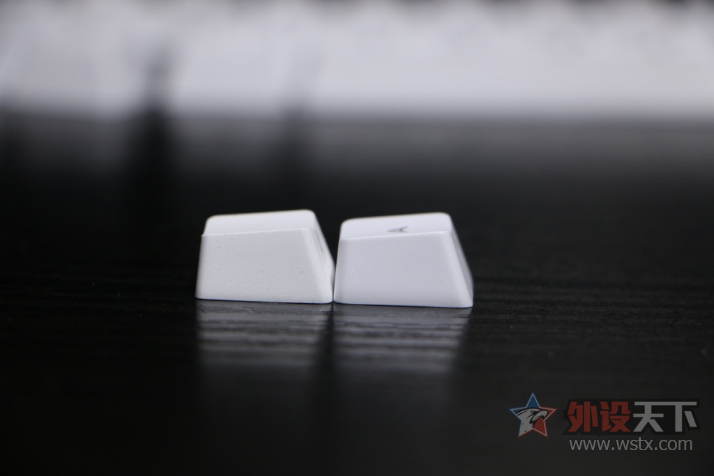 ����ѡ���Ͷ��ˣ�IKBC POKER������ PKX-6100�������