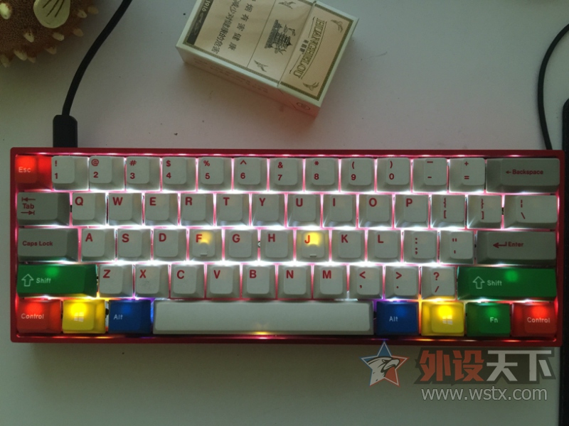 ��������Ǳˮ��������Ҳ��ɹɹ��һ��������ļ��̡�