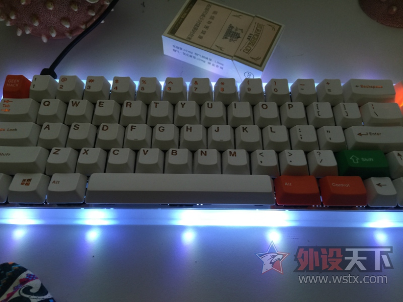 ��������Ǳˮ��������Ҳ��ɹɹ��һ��������ļ��̡�