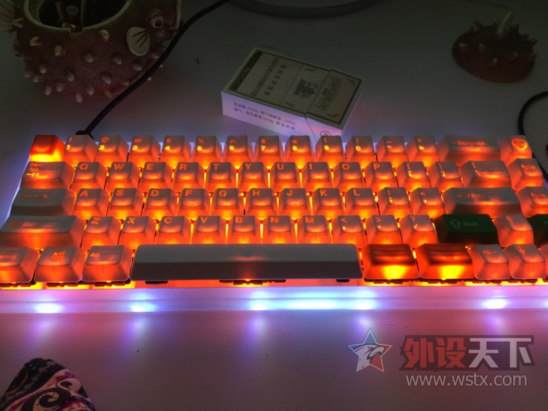 ��������Ǳˮ��������Ҳ��ɹɹ��һ��������ļ��̡�