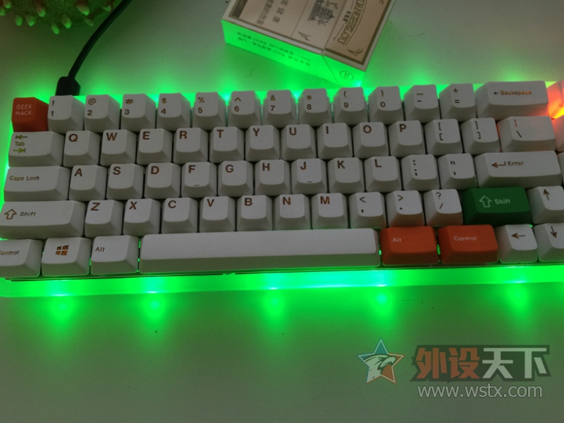 ��������Ǳˮ��������Ҳ��ɹɹ��һ��������ļ��̡�