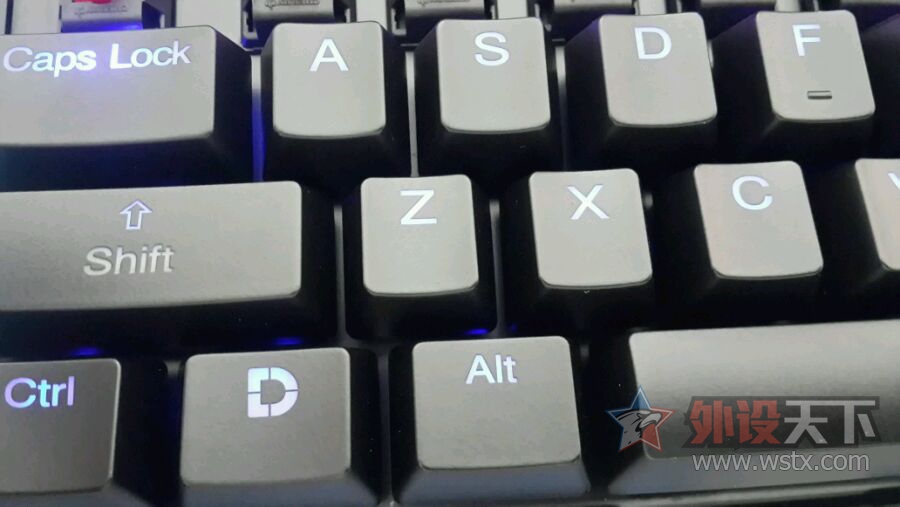 ����������ҵDeck�ռ��Ͻ�87PRO����&��ȸ�װ