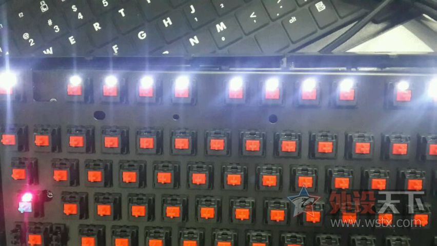 ����������ҵDeck�ռ��Ͻ�87PRO����&��ȸ�װ