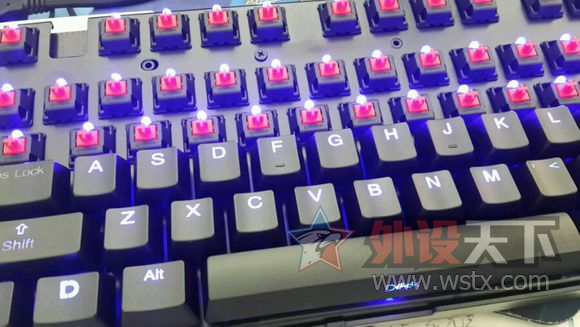 ����������ҵDeck�ռ��Ͻ�87PRO����&��ȸ�װ