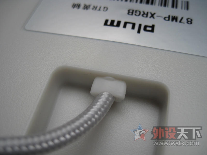 �����Ľ��� ����Plum87rgb��е������Anne pro����rgb��е���̺�������