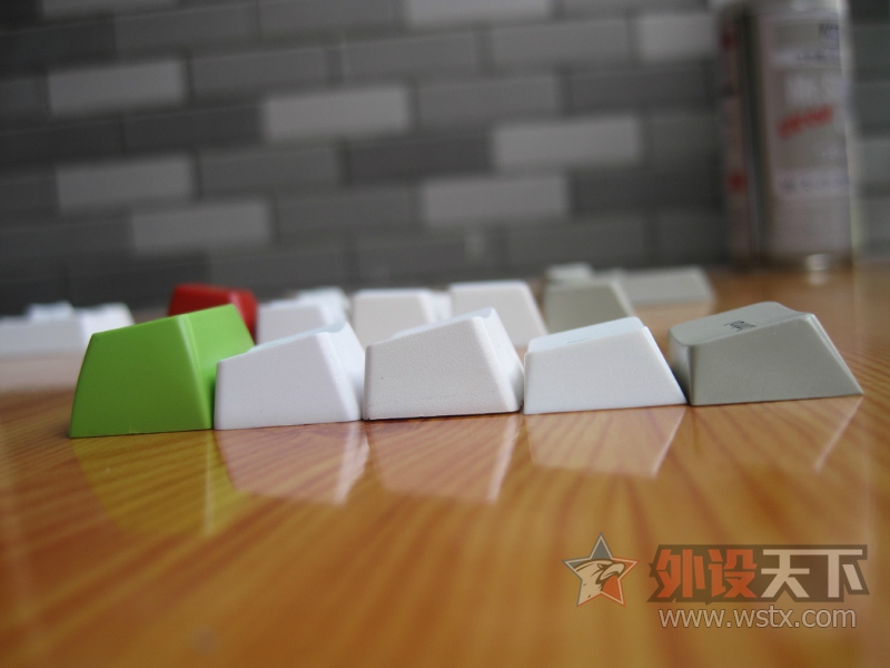 �����Ľ��� ����Plum87rgb��е������Anne pro����rgb��е���̺�������