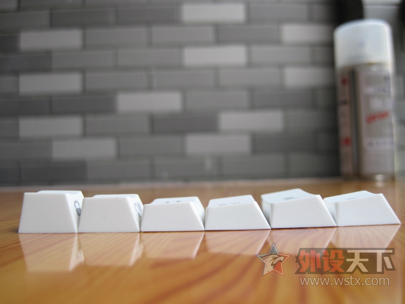 �����Ľ��� ����Plum87rgb��е������Anne pro����rgb��е���̺�������