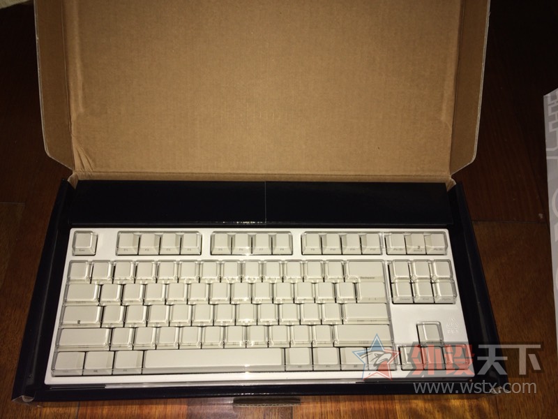 ���Ϻ������۳�leopold  ������