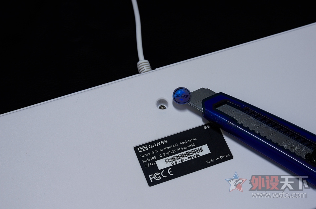 ����ұ��桿�е����е�� ��˹G.S-87LED���̲������