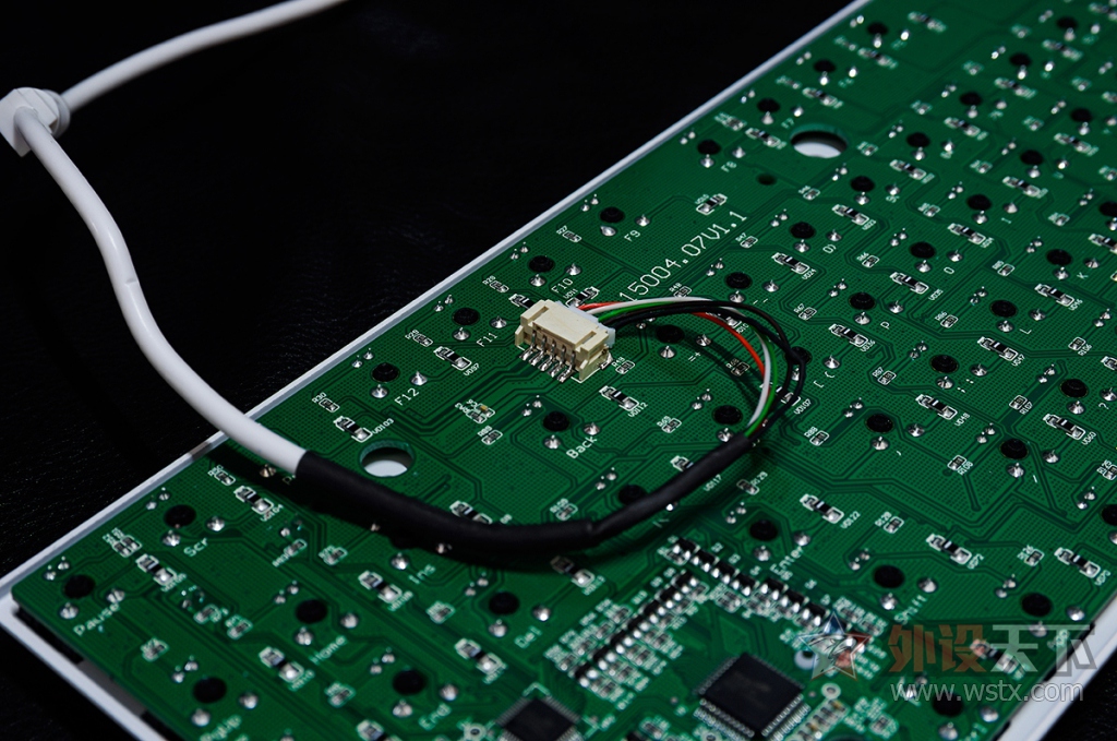 ����ұ��桿�е����е�� ��˹G.S-87LED���̲������