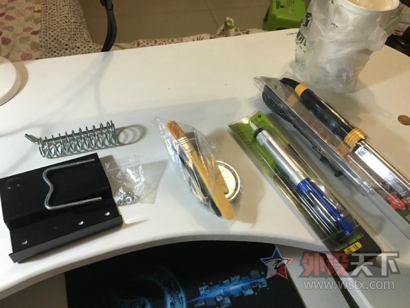 ��DIY�Ļ��¡�Diao˹�᲻�û���ֻ꣬���Լ���΢��