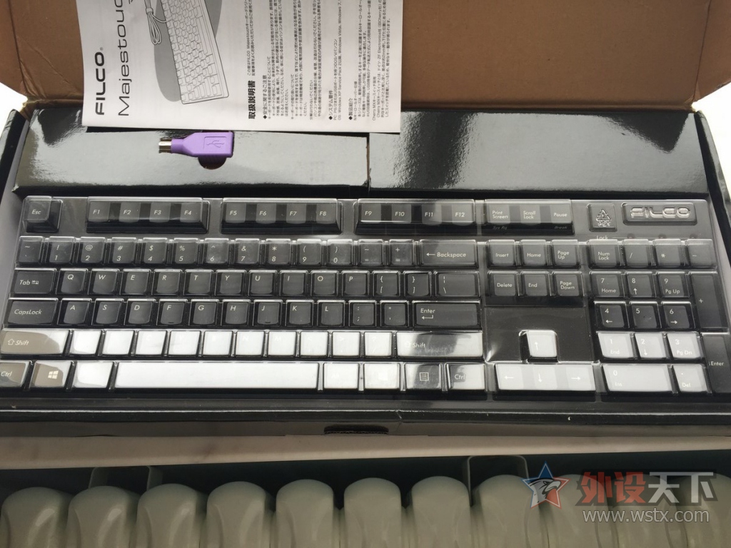 ���ѳ���FICLO ʥ�ֶ��� 104 ��ɫ���� ��ͨ�� 870Ԫ