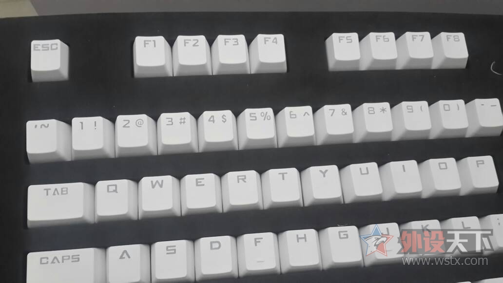 ����Ū��abs��ñȾ�ǹ���ɫС����ͼ�ͣ������Ѹ�λ��Ⱦabs��ñ��ͬѧ�����ء�