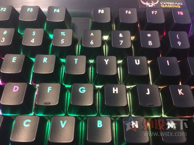 ݡCorsair K70 RGB  ѳ