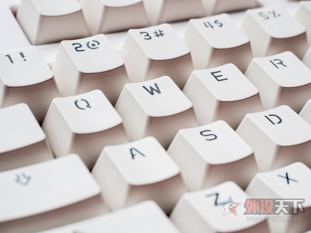 �����ӡ�����GANSS������һ���Ǽ�ñ�ϵ�����