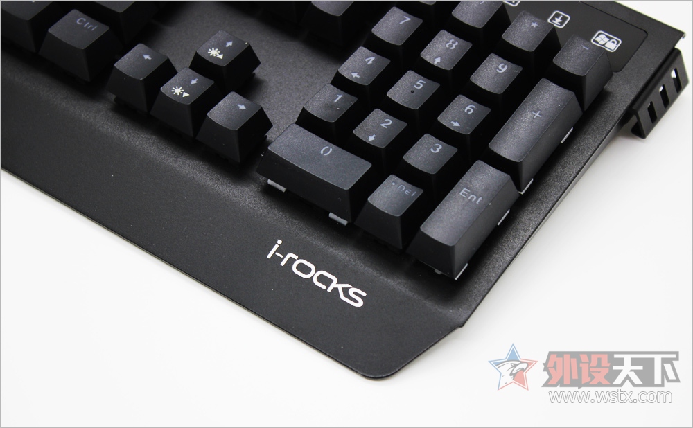 ��һ�����ܽӴ�? Irocks���ǿ�K60M�¿��е����������.