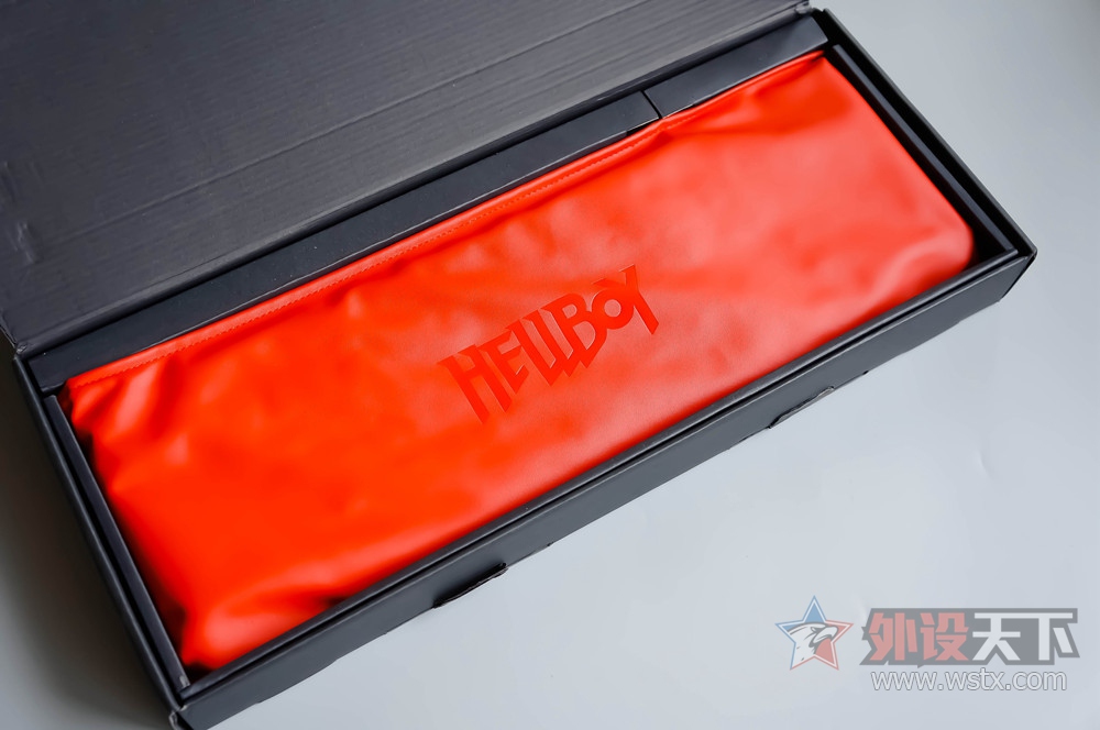 ��Ϸ���������HELLBOYӣ�Һ����е������Ϯ