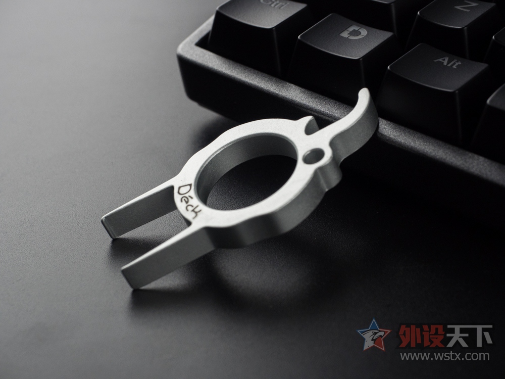 �����ӡ�����ɨ��ɮ Deck 108 Hassium PRO����