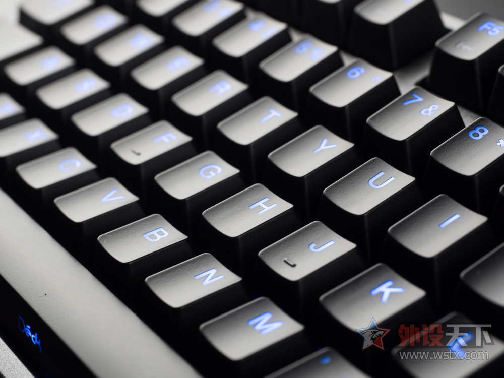 �����ӡ�����ɨ��ɮ Deck 108 Hassium PRO����