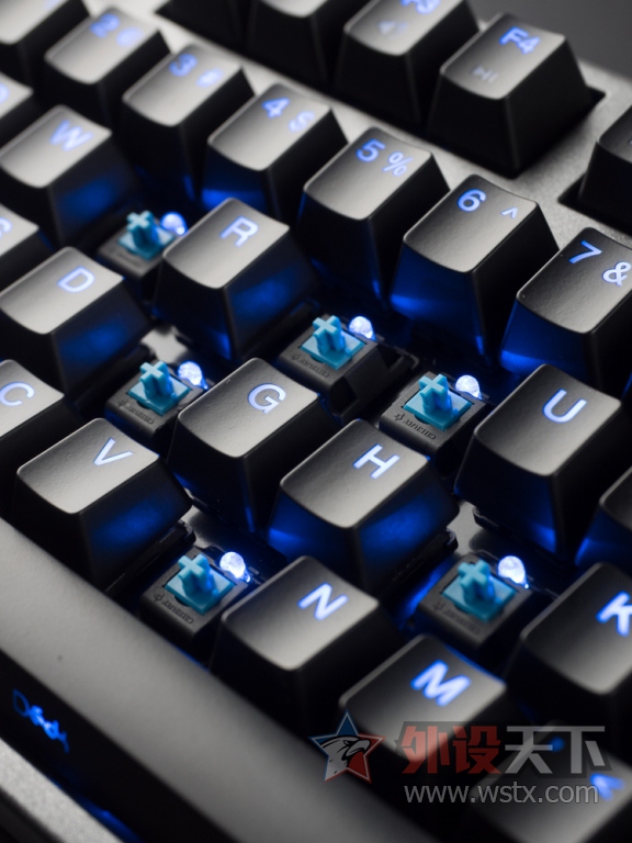 �����ӡ�����ɨ��ɮ Deck 108 Hassium PRO����