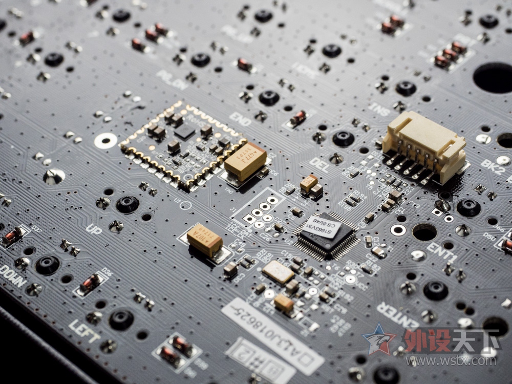 �����ӡ�����ɨ��ɮ Deck 108 Hassium PRO����