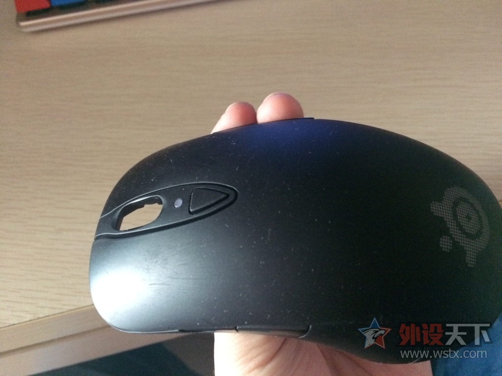 �����ա�����������ɫ���raw